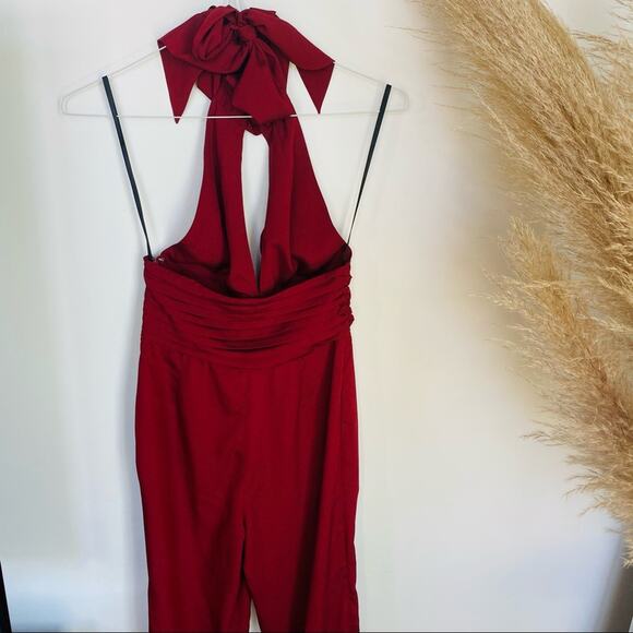 BEBE Cropped Plunge VNeck Red Halter Tank Top Pleated Waist Ankle Jumpsuit XS - Picture 6 of 9